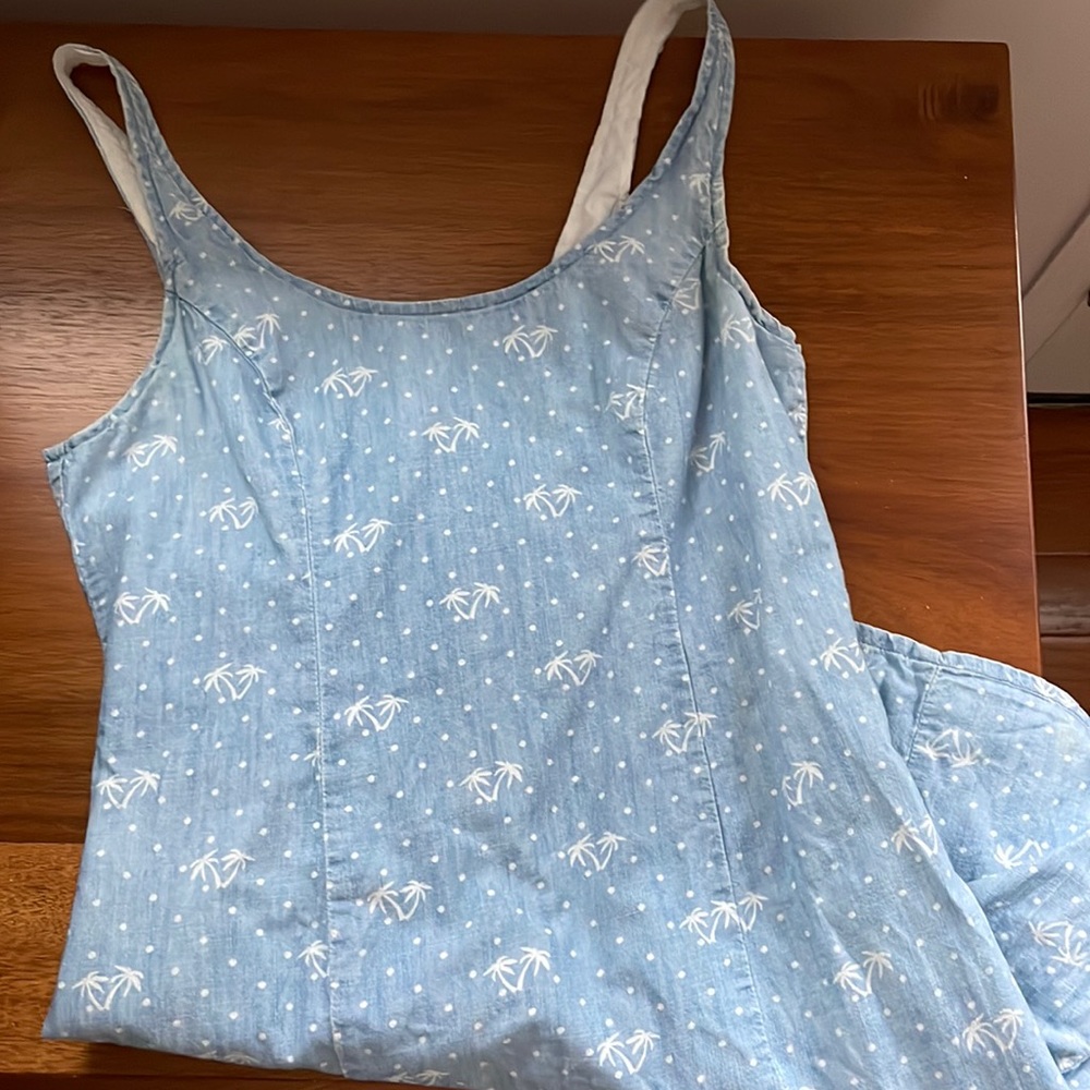 Hollister summer dress! Perfect for a beach day.